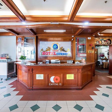 Collection O Hotel Super Cowboy Malacca Εξωτερικό φωτογραφία