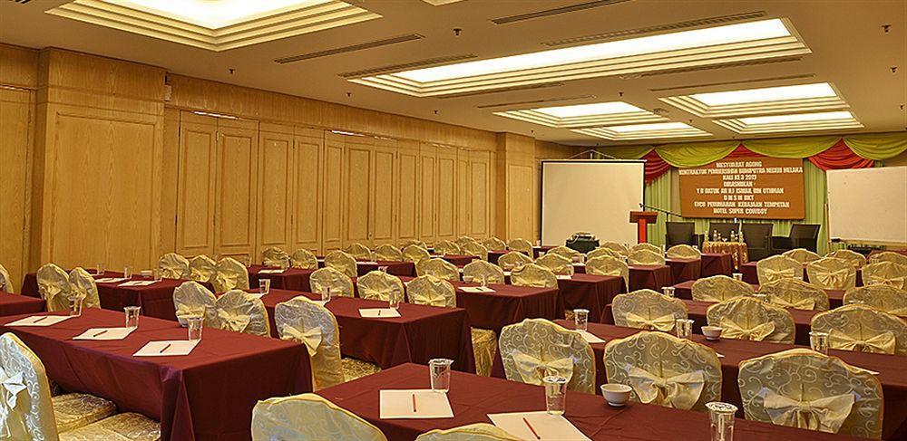 Collection O Hotel Super Cowboy Malacca Εξωτερικό φωτογραφία