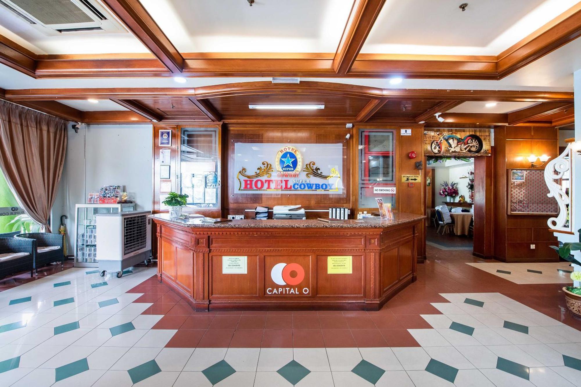 Collection O Hotel Super Cowboy Malacca Εξωτερικό φωτογραφία