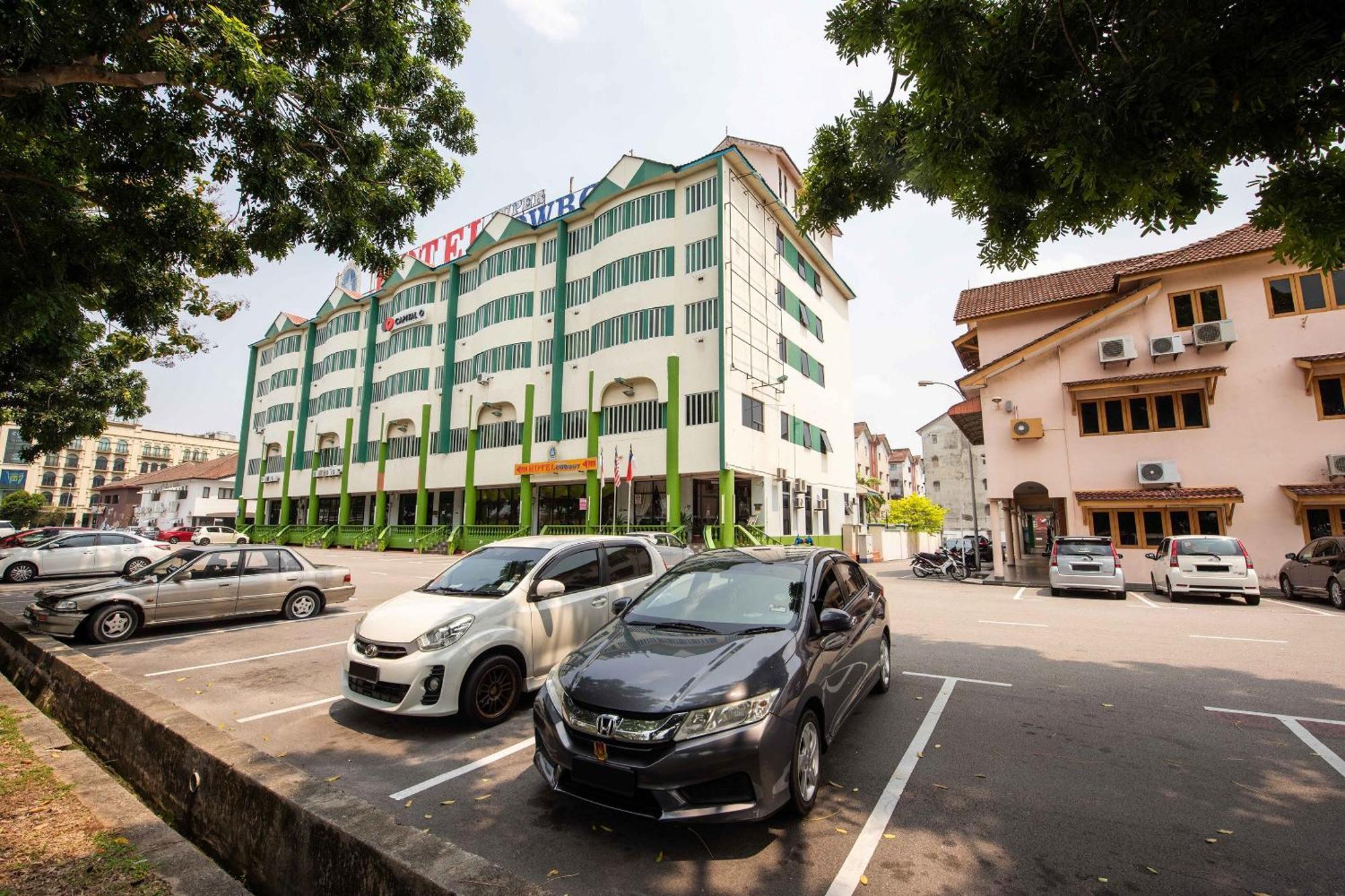 Collection O Hotel Super Cowboy Malacca Εξωτερικό φωτογραφία