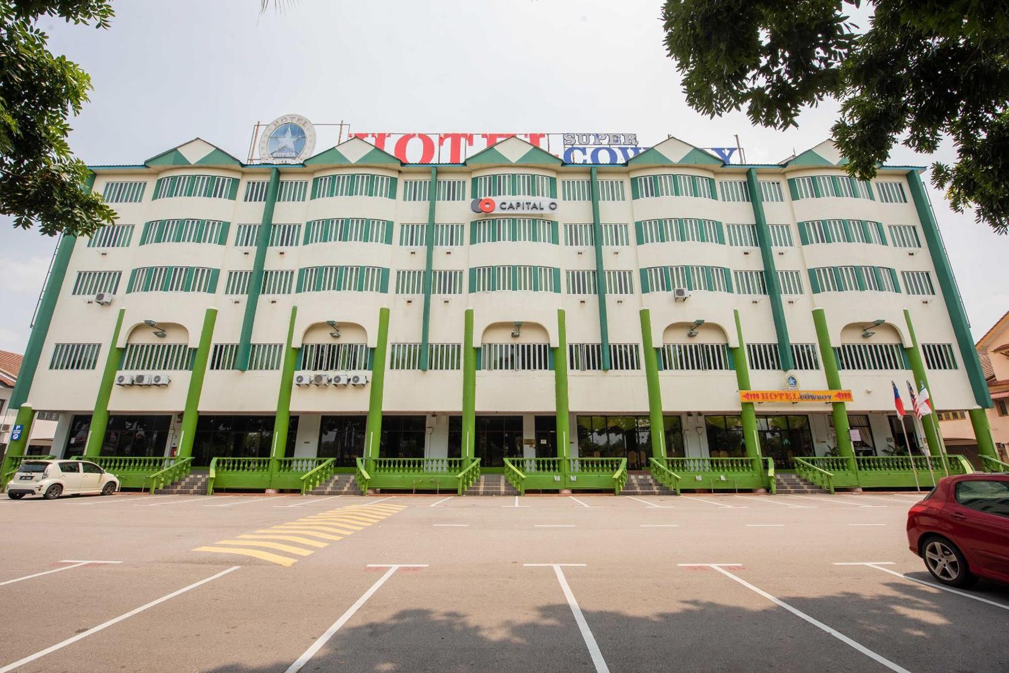 Collection O Hotel Super Cowboy Malacca Εξωτερικό φωτογραφία