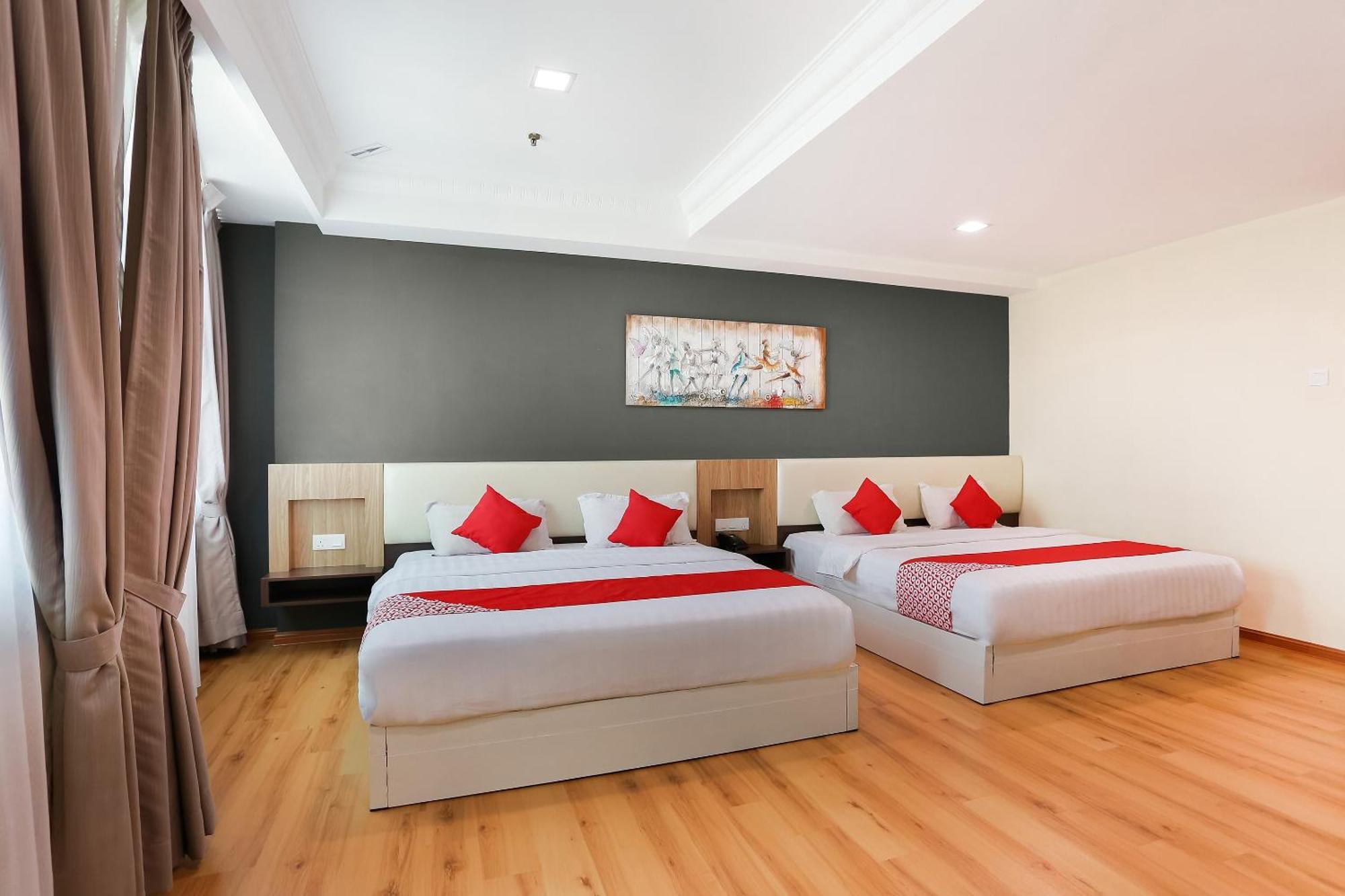 Collection O Hotel Super Cowboy Malacca Εξωτερικό φωτογραφία