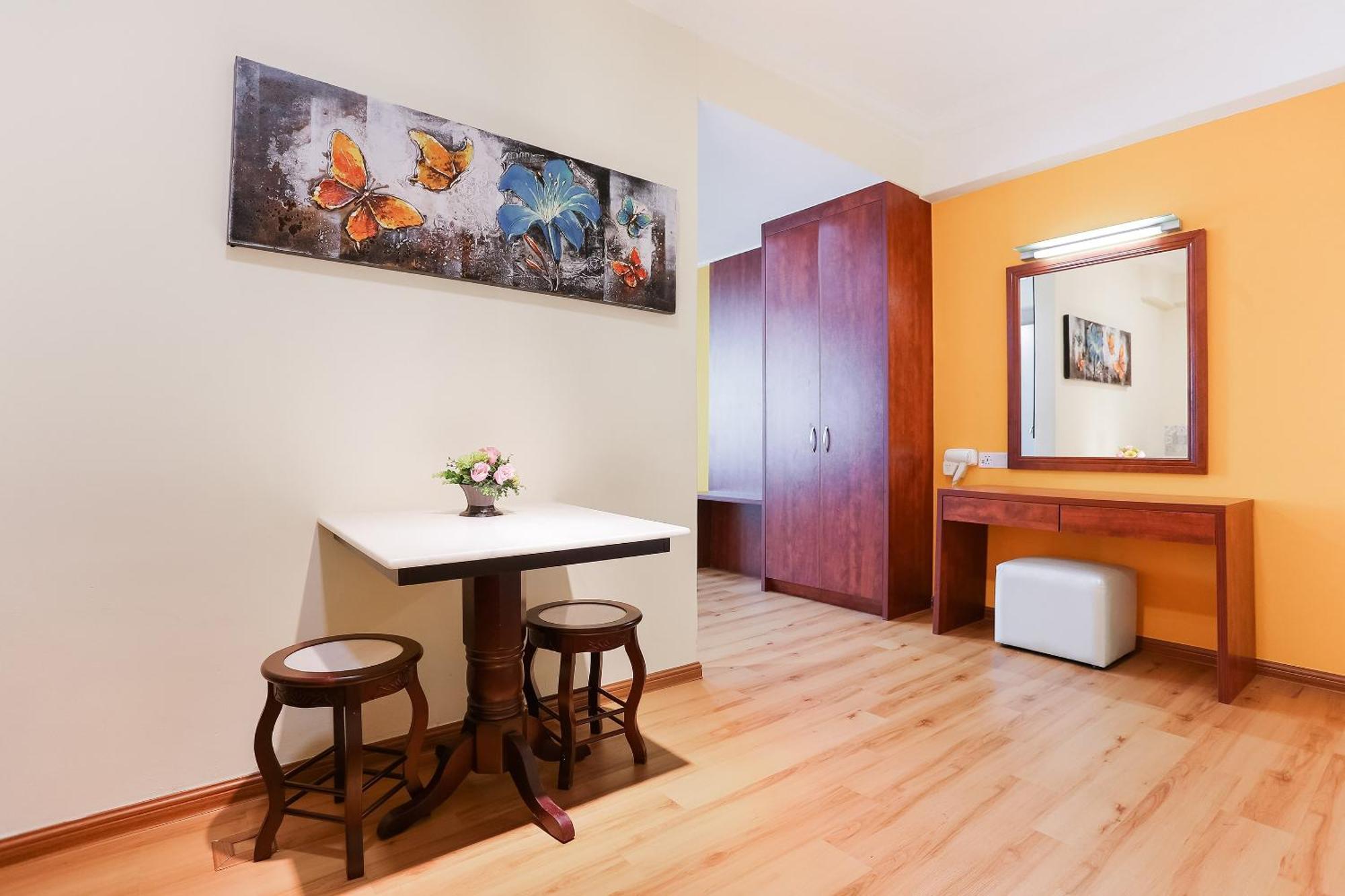 Collection O Hotel Super Cowboy Malacca Εξωτερικό φωτογραφία